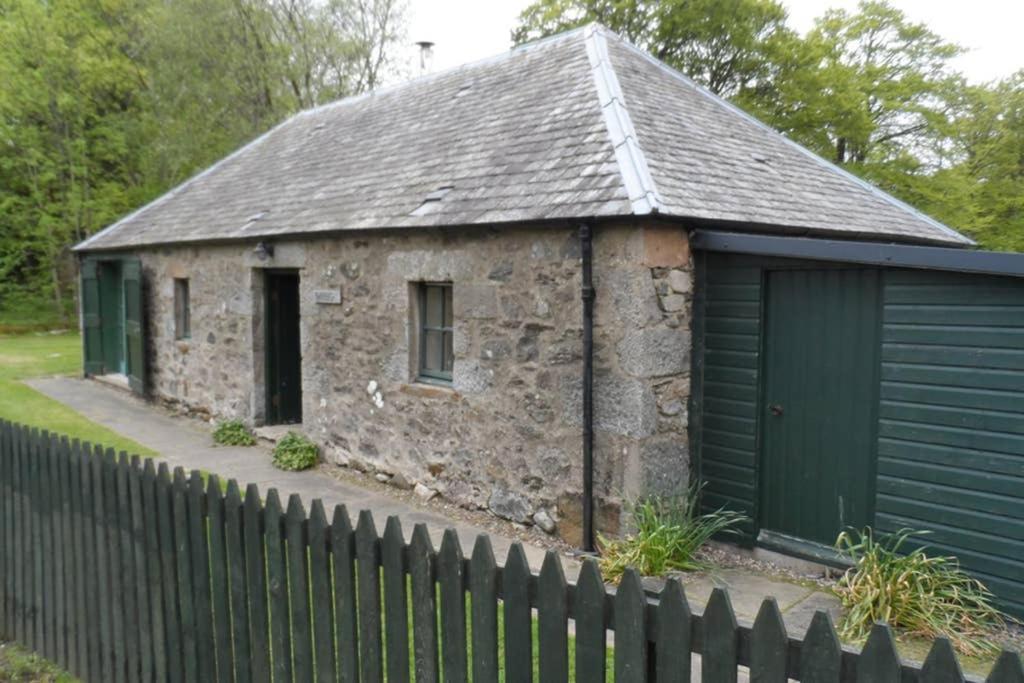 Blairbeg Cottage Blairgowrie and Rattray Exteriör bild